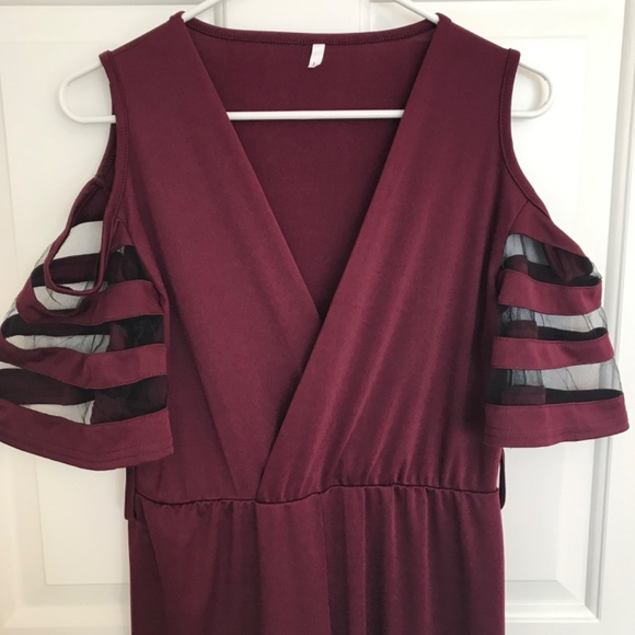 Christmas Cold Shoulder Wrap Sheer Mesh Sleeve Wide Leg Jumpsuit Size L Wine - Picture 5 of 9